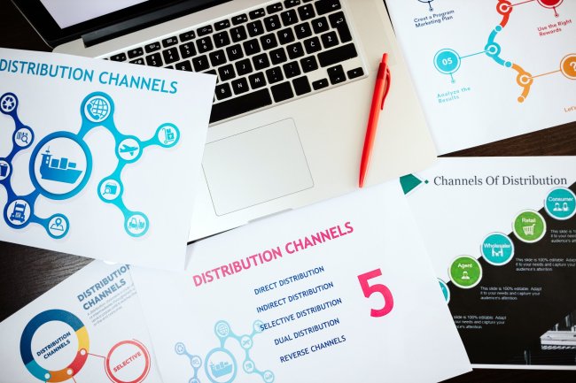 Measuring Content Marketing ROI: Tracking Success through Data Analytics