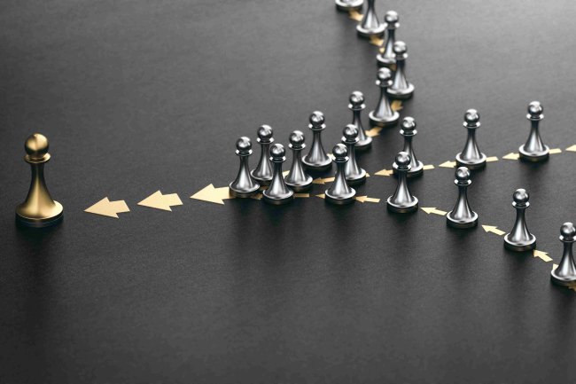 When and How to Use Progressive Profiling on Low-Intent Leads