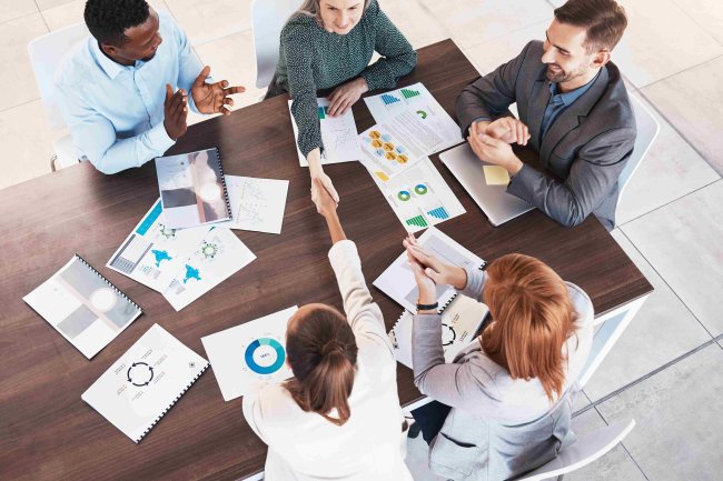 Streamlining Lead Handoff: Bridging the Gap Between Marketing Automation and Salesforce CRM