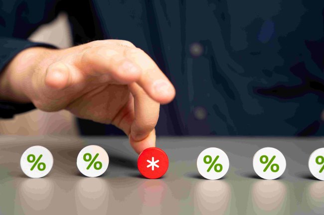 Unleashing Revenue Potential: Using Predictive Scoring for Cross-Selling and Upselling Opportunities